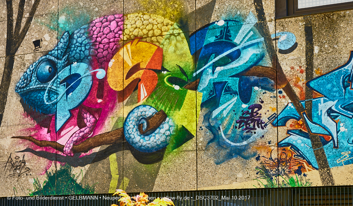 21.03.2017 - Abrissbaustelle Quiddezentrum in Neuperlach